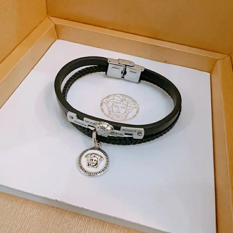 versace bracelets s_12047011